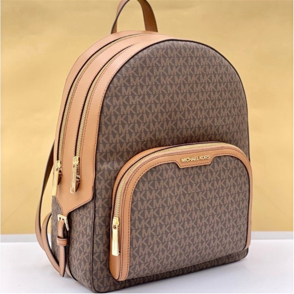 Michael Kors Large Jaycee Backpack Brown - Picture 2 of 11